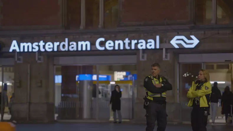 KingsDay_AmsterdamCentral