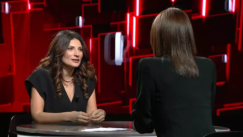 Ioana Ginghina 1