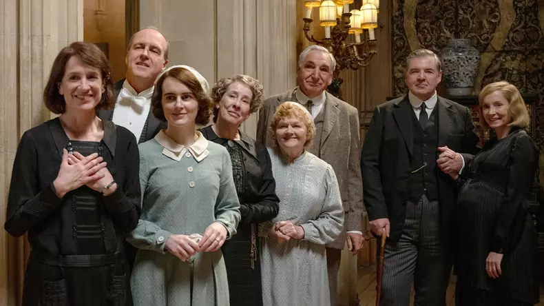 SkyShowtime_Downton Abbey_Final glorios 2