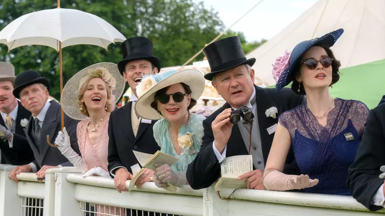 SkyShowtime_Downton Abbey_Final glorios 3