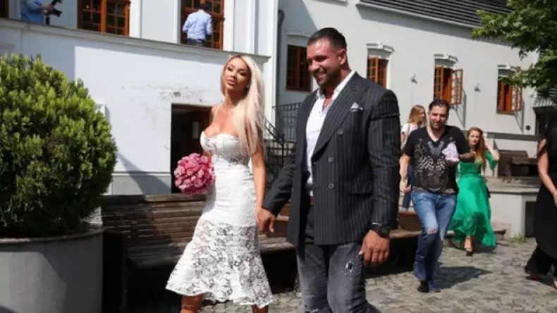 Bianca Drăguşanu şi Alex Bodi s-au căsătorit pe 1 august 2019