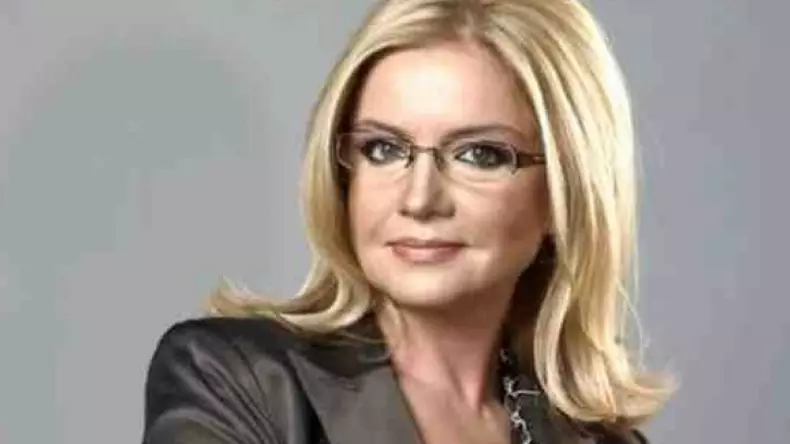 cristina-topescu-oferta-incendiara-pe-facebook-as-face-o-pro-bono-330173