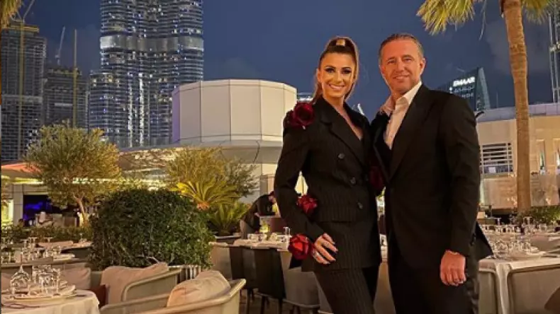 b1-anamaria-prodan-revelion-linistit-intr-unul-din-cele-mai-luxoase-orase-din-orient-foto-video-422089