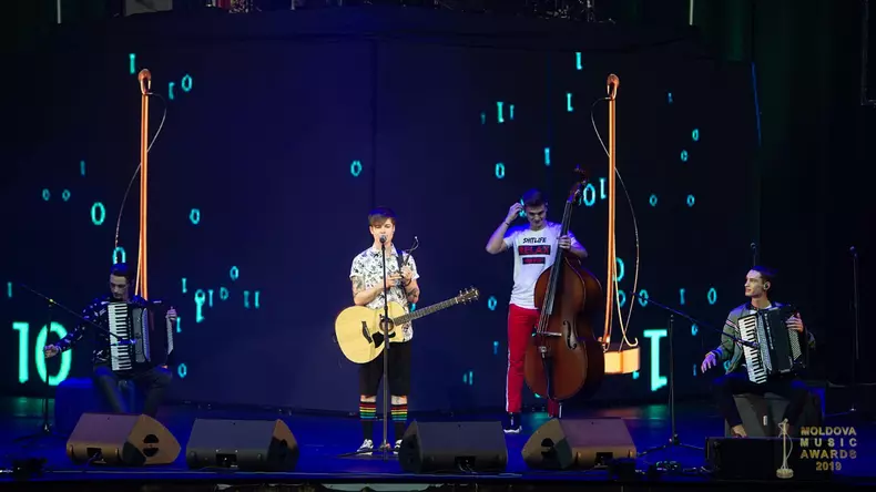 045e63e2-9b15-44af-ae13-3ec54e913b93