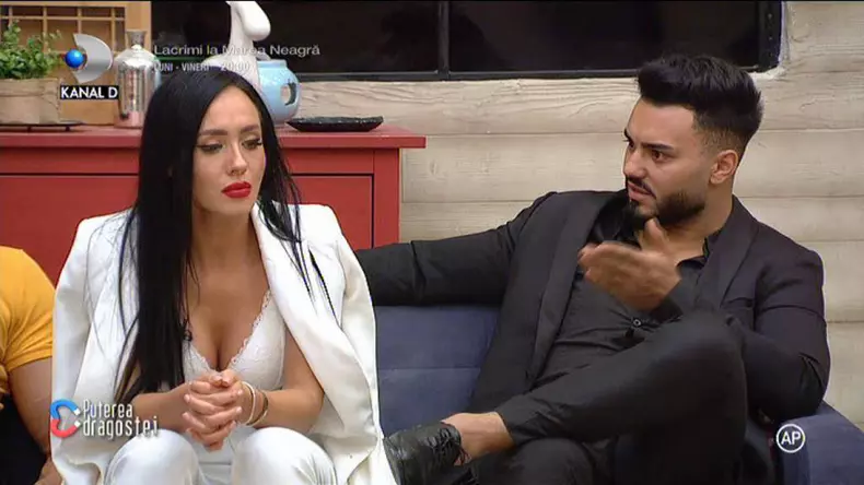 72911818-392031868356098-4698909472699973632-n