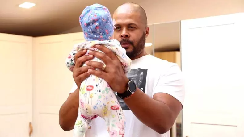 cabral-si-a-ras-barba-ca-sa-vada-reactia-fiicei-lui-namiko-ce-a-iesit_1-1024x576