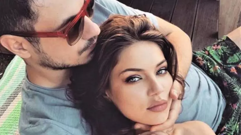 Șoc-în-showbiz-Cristina-Ich-și-Alex-Pițurcă-s-au-despărțit-după-o-lună-de-când-au-devenit-părinți-“Aplauze-circul-ieftin-s-a-terminat”-1280x720