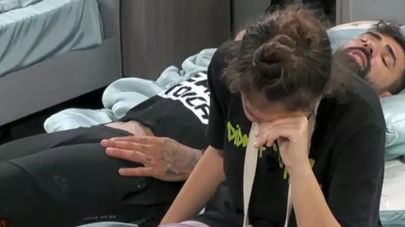 elena-chiriac-amenintata-cu-bataia-de-un-concurent-de-la-ferma-sportiva-si-mihaela-radulescu-au-plans-478541