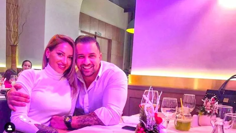 lovitura-de-teatru-alex-bodi-a-plecat-in-vacanta-cu-fosta-sotie