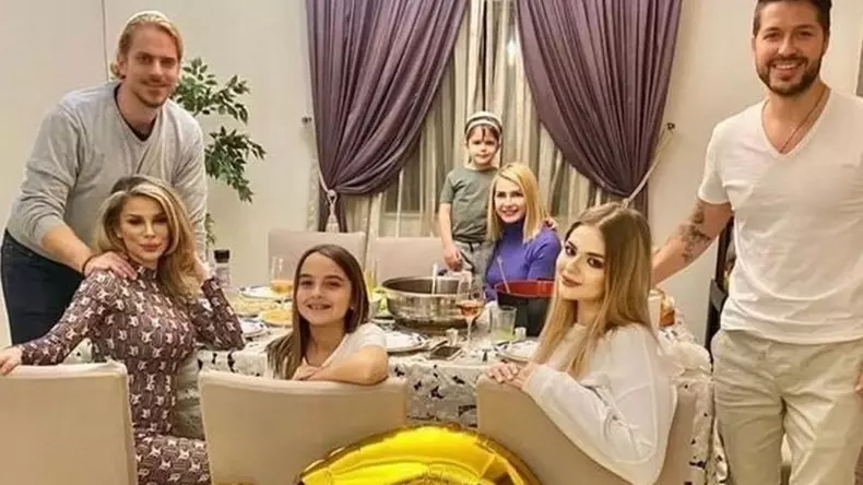 Alina-Laufer-însărcinată-spital-6