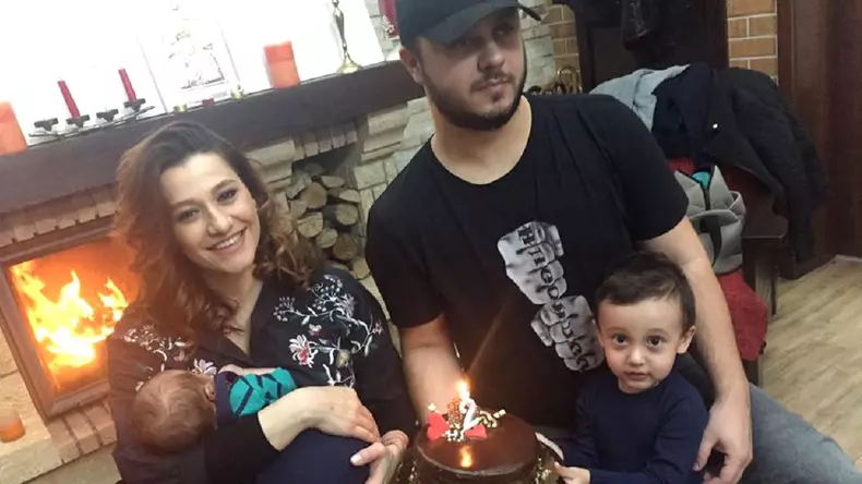 Claudia-Pătrășcanu-și-Gabi-Bădălău-împreună-la-ziua-fiului-lor-