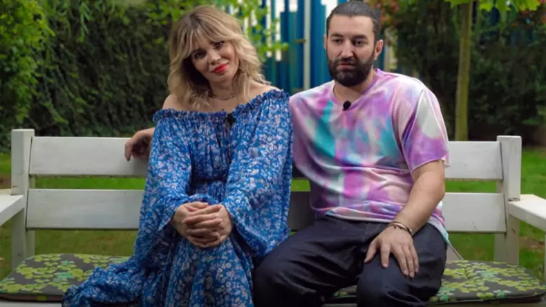 Smiley-și-Gina-Pistol-1280x720-1