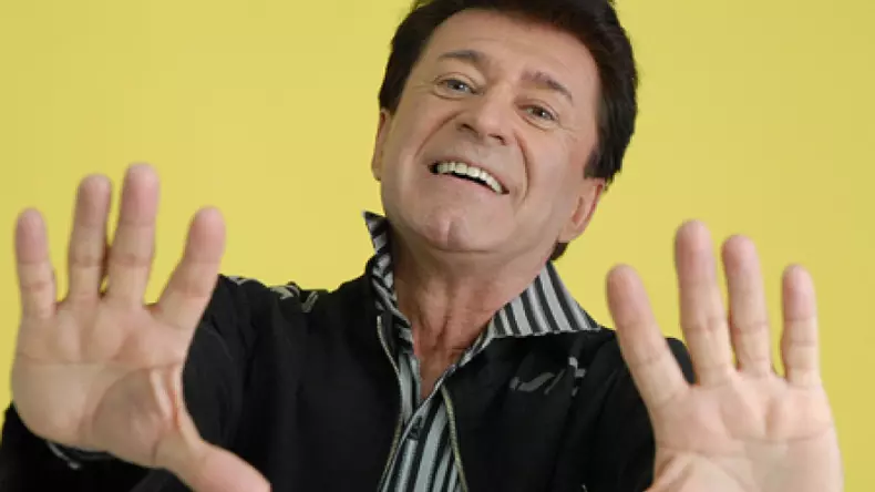 celebrul-cantaret-gabriel-dorobantu-audiat-la-diicot-artistul-a-cazut-prada-hackerilor-496414