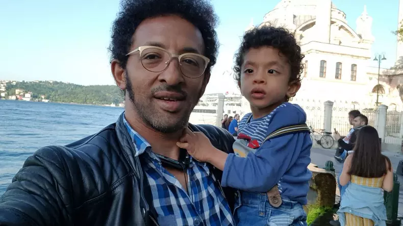 leon-fiul-lui-kamara-a-fost-operat-in-barcelona-cum-se-simte-micutul-acum_2_size24