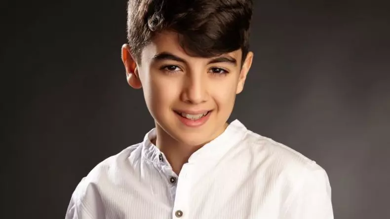 omar-de-la-next-star-transformare-la-18-ani-49-1280x720-1