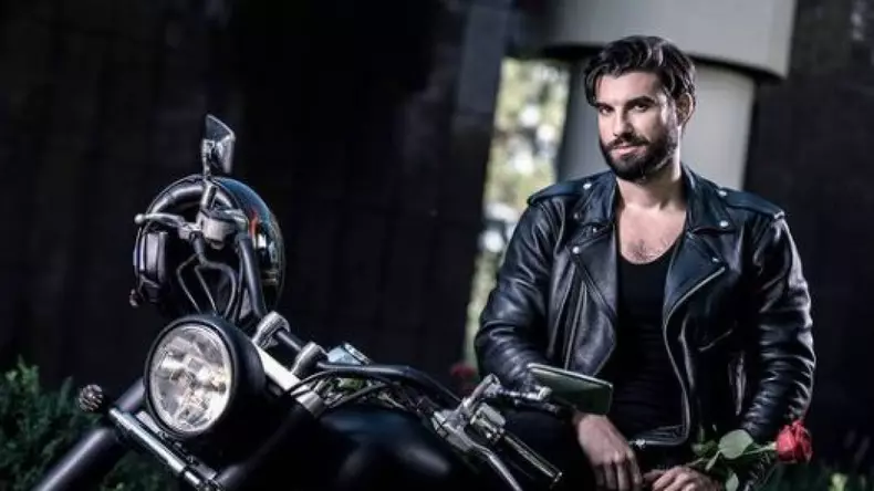 andi-constantin-este-burlacul-de-la-antena-1-1280x720-1