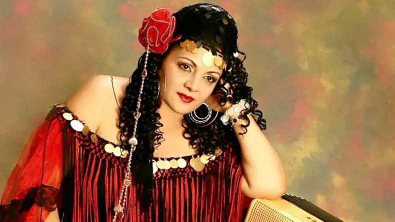 cornelia-catanga-portret-800x450-1