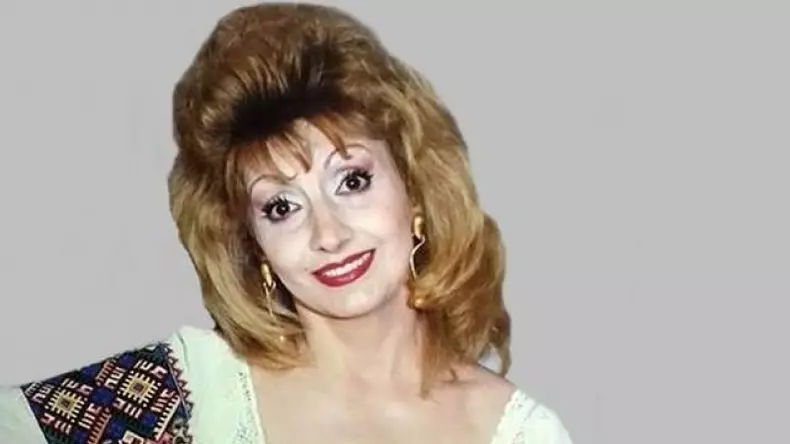 incredibil-ileana-ciuculete-s-ar-rasuci-in-mormant-daca-ar-vedea-cum-au-ajuns-baietii-ei-foto-240021