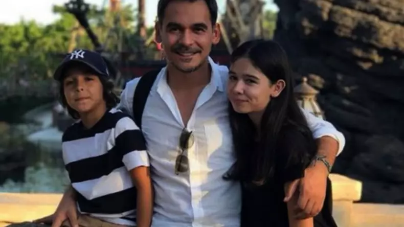 cum-se-intelege-fiul-lui-razvan-simion-cu-iubitul-mamei-sale-2-1280x720