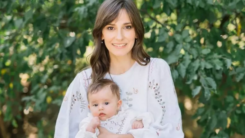 dana-rogoz-botez-fetita-474587