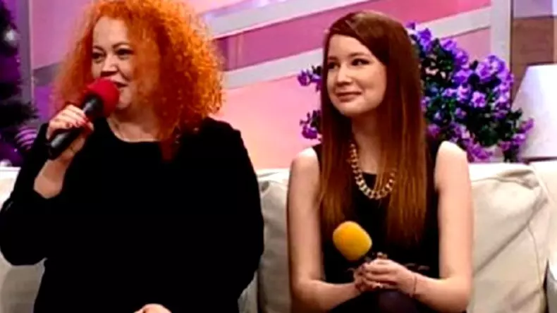 narcisa-suciu-poza-cu-fiica-daria-1024x575