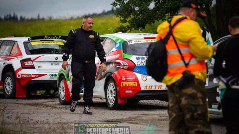 titi-aur-internat-in-stare-grava-cu-covid-19-celebrul-pilot-are-plamanii-afectati-si-primeste-oxigen-61804