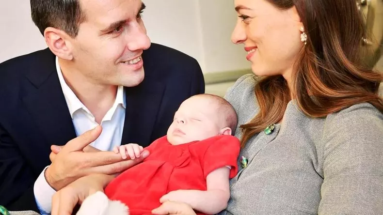 principele-nicolae-si-familia-de-paste-1