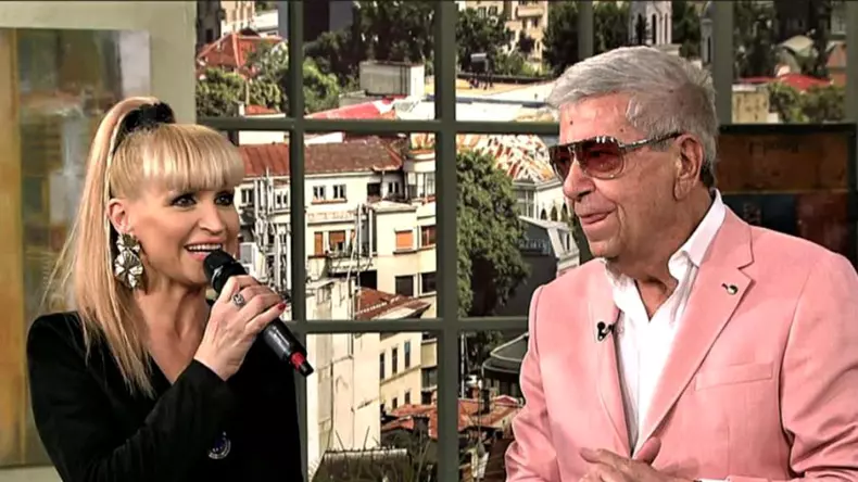 Cum-aratau-Simona-si-Ion-Dichiseanu-in-urma-cu-34-de-ani-cand-s-au-cunoscut.-Cantareata-arata-ca-o-papusa-840x500-1