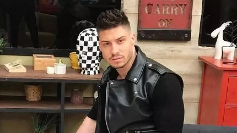 alexx03-03-03--crop-1564577139