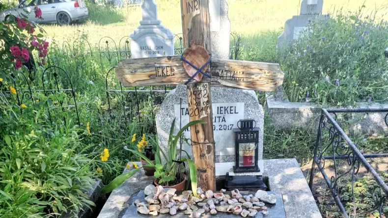 Tataiana Iekel mormant. Foto: Ciao.ro
