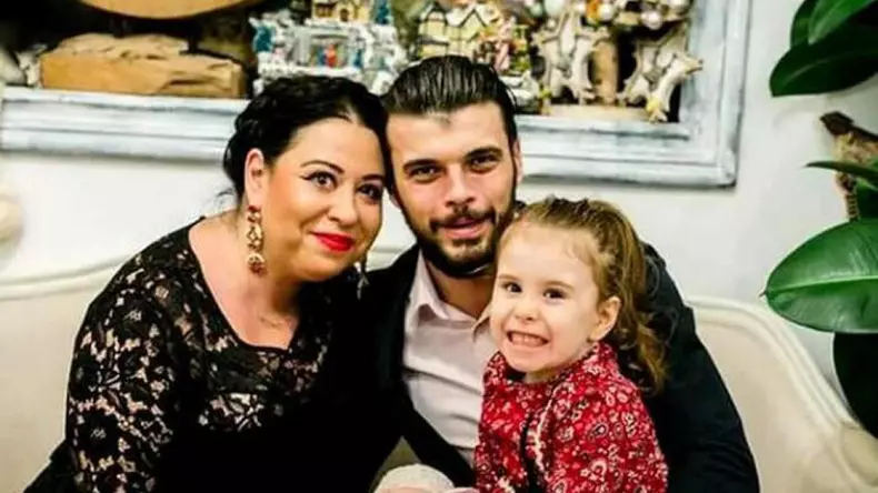 Oana-Roman-Marius-Elisei-și-Isabela-1-1280x720