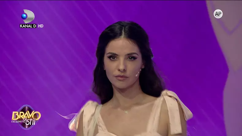 Mellina la Bravo, ai stil!