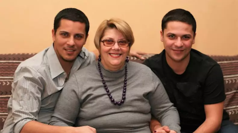 augustin-viziru-despre-relatia-sa-cu-lucian-viziru-zdaca-cineva-zice-ceva-rau-de-fratele-meu_size24