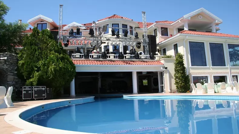 maxresdefault.jpg342