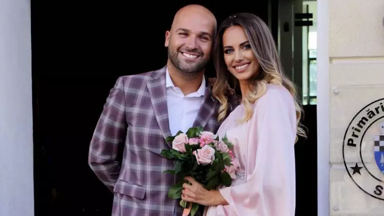 Antonai si Andrei, divort