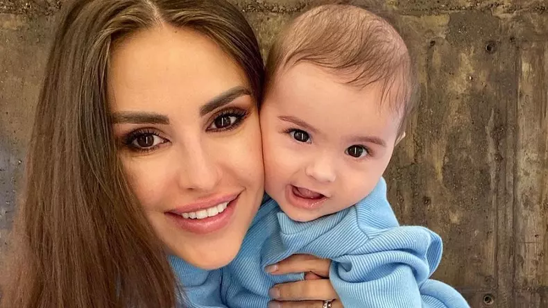 Roxana-Blagu-si-fiul-ei-Sasha-5