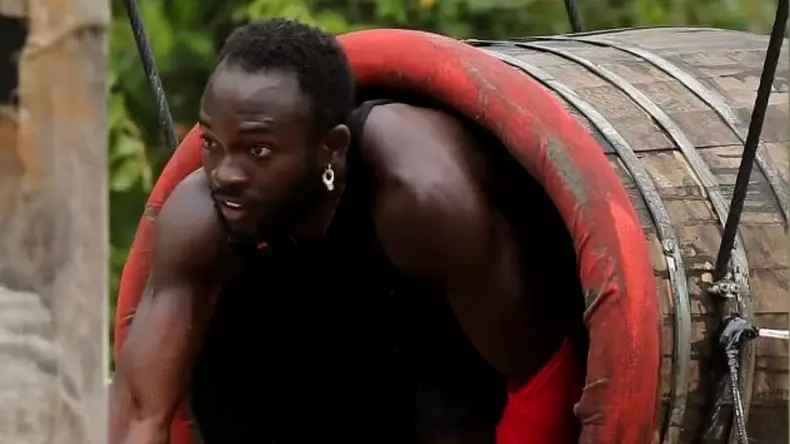 blaze-i-a-infuriat-pe-telespectatorii-survivor-2022-sa-mearga-acasa-ca-l-asteapta-sotia