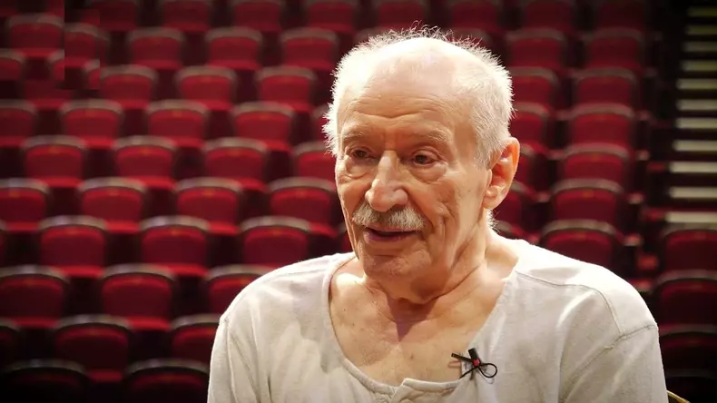 Victor Rebengiuc se retrage