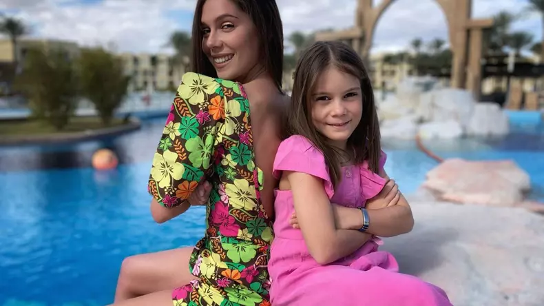 irina-si-razvan-fodor-adrenalina-in-desert-m-am-gandit-mult-daca-e-o-destinatie-sigura-sau-nu-exclusiv_size24