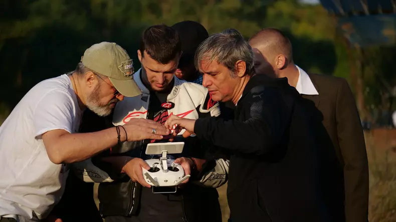 Dirijorul-tacerilor-10