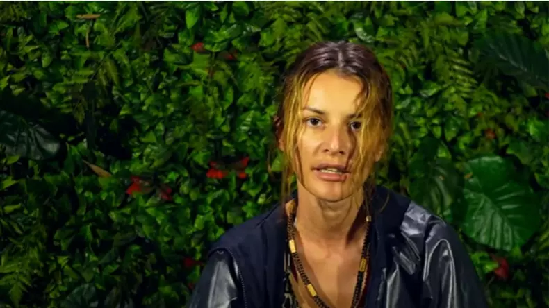 Ruxi-Opulenta-momente-de-panica-la-Sunt-celebru-scoate-ma-de-aici-1