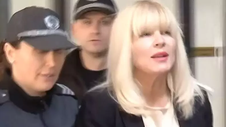 elena-udrea-imahgine-crop-1660395943