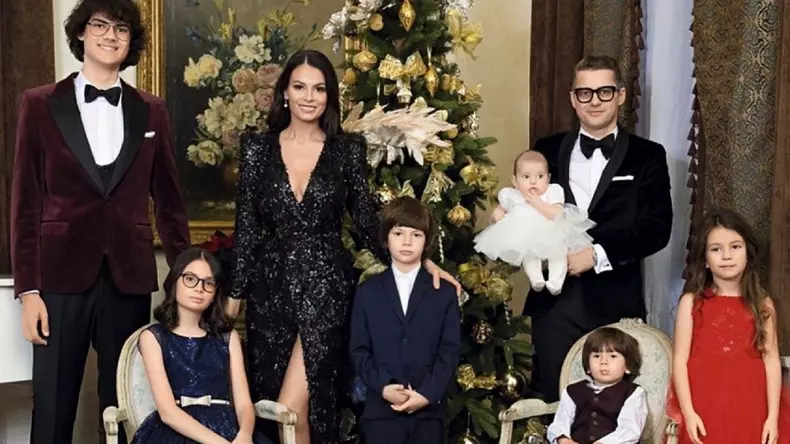 adi sina si anca serea copiii