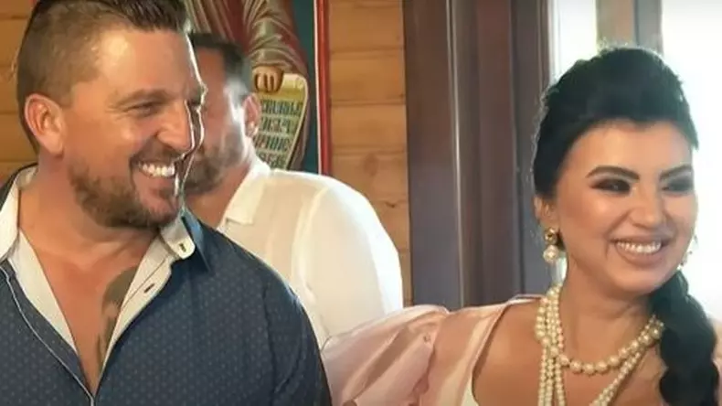 adriana-bahmuteanu-george-crop-1659347650-2