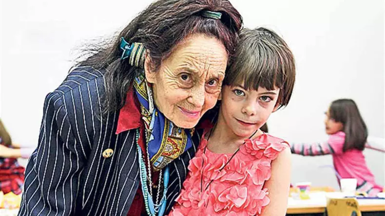 adriana-iliescu-cea-mai-batrana-mama-din-romania