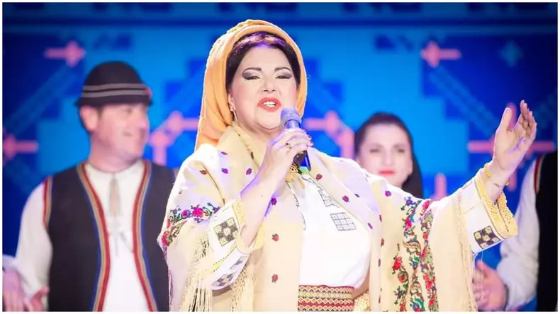 daniela-condurache-pe-scena