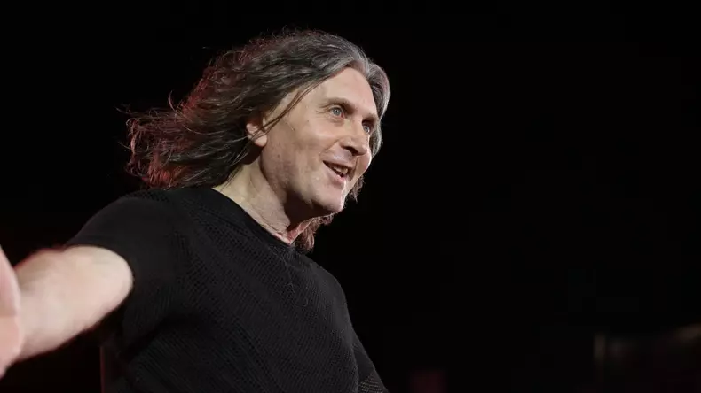 laurentiu-cazan-pe-scena-1