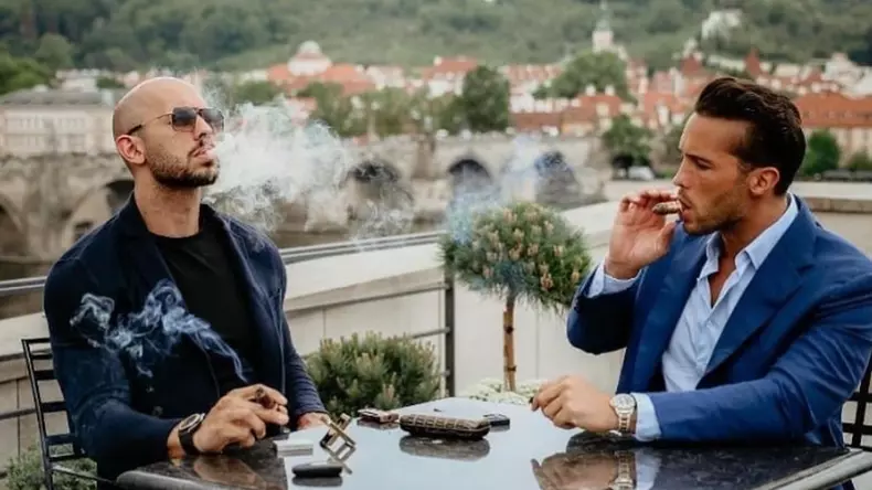 avere-tristan-tate-andrew-tate-arestati-808753