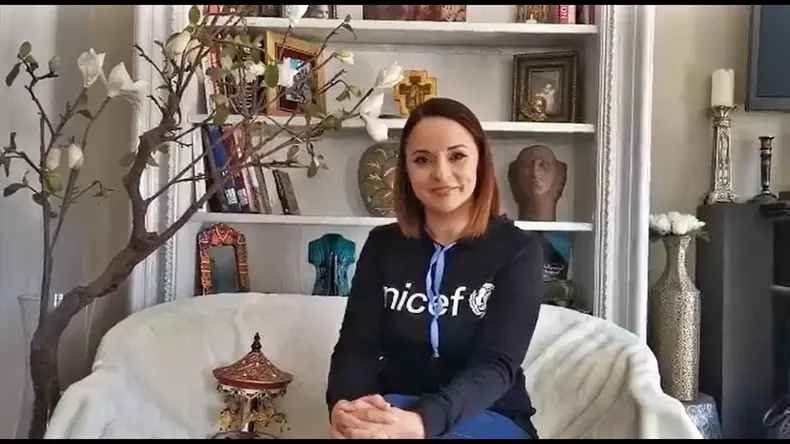 acte de caritate andreea marin unicef