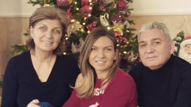 simona halep si parintii sai